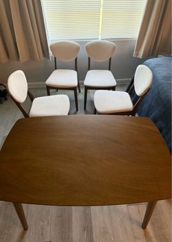 Mid-Century Dining Table and 4 Chairs