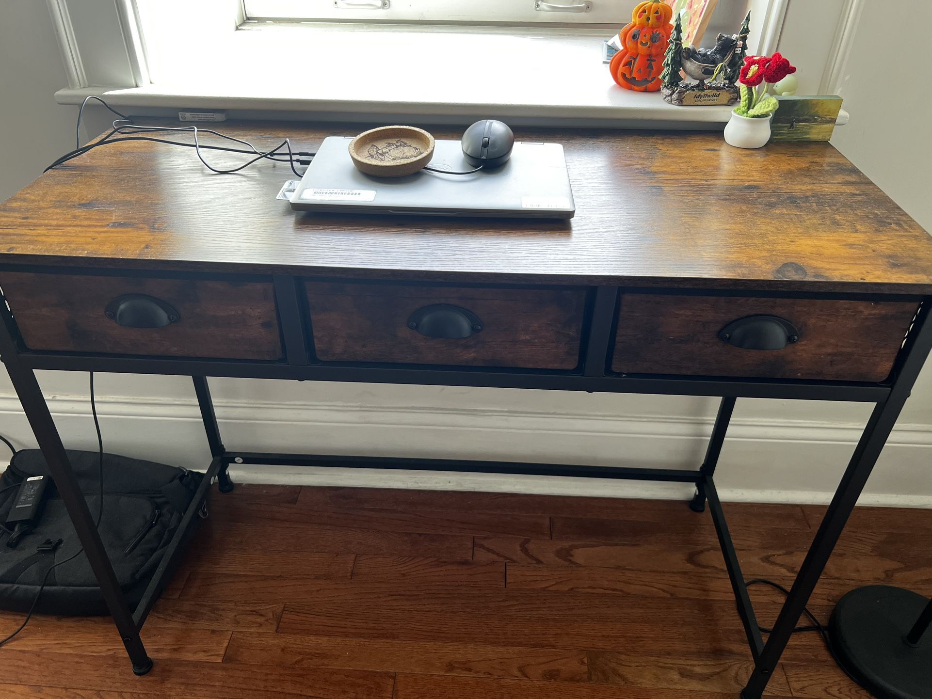 Computer Desk With 3 Drawers