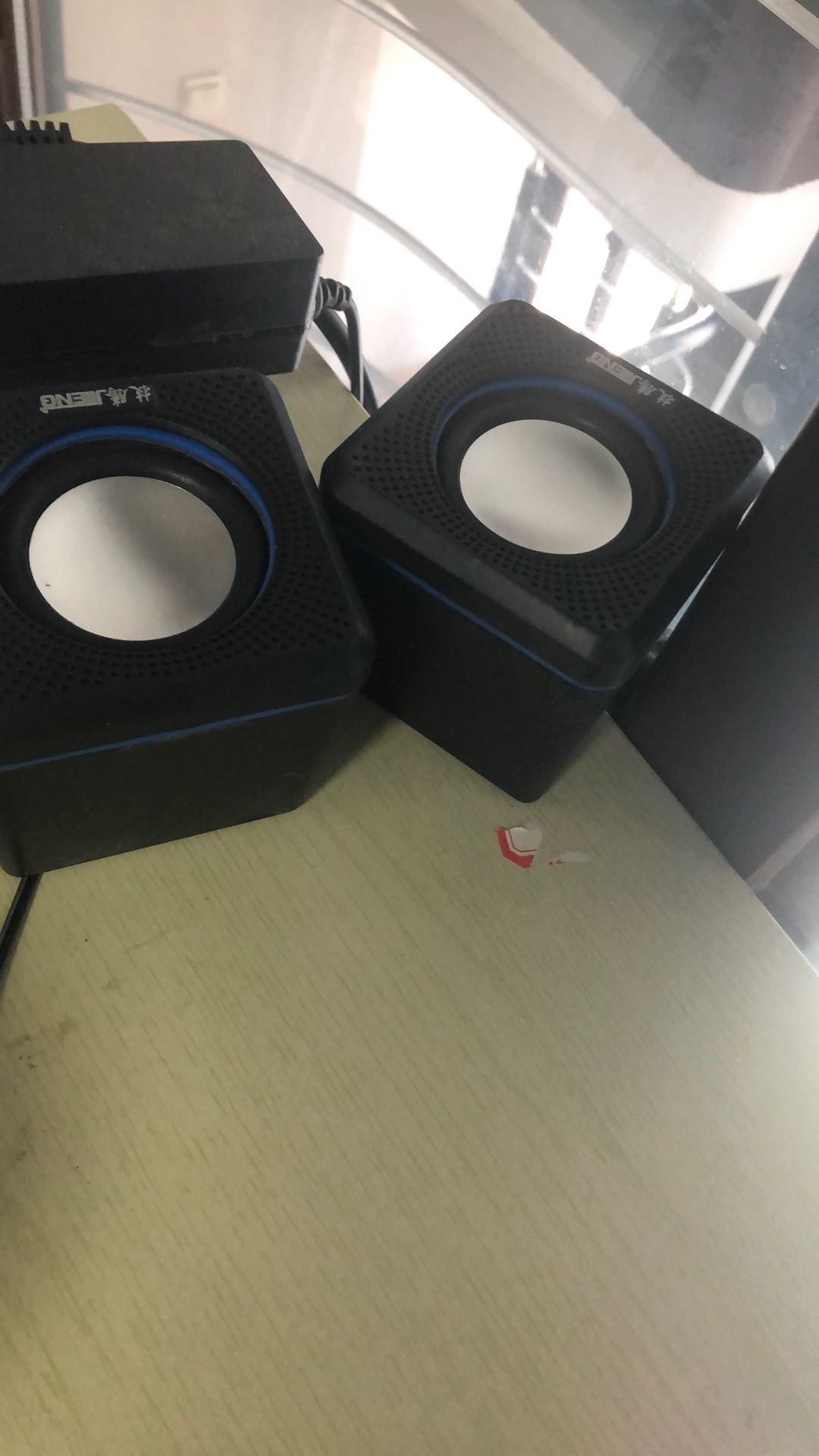 Dual speakers with subwoofer plug-in speakers