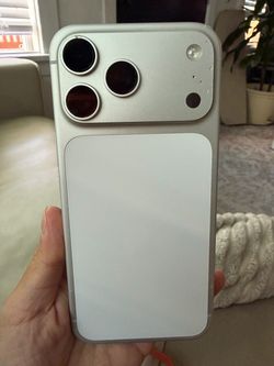 iPhone 17 pro max