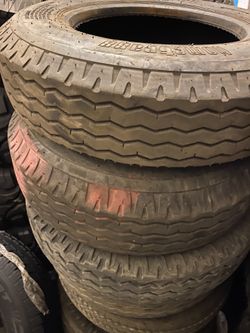 One used 8x14.5 Trailer mobile home tire $25 each no bargaining no reply if you bargaining