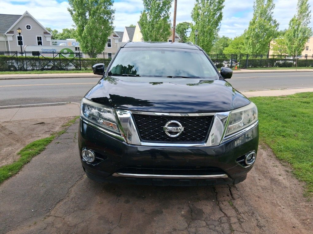 2016 Nissan Pathfinder
