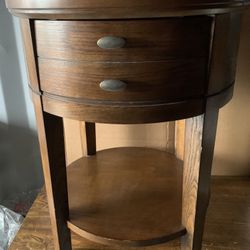 End table ( Round Top ) 