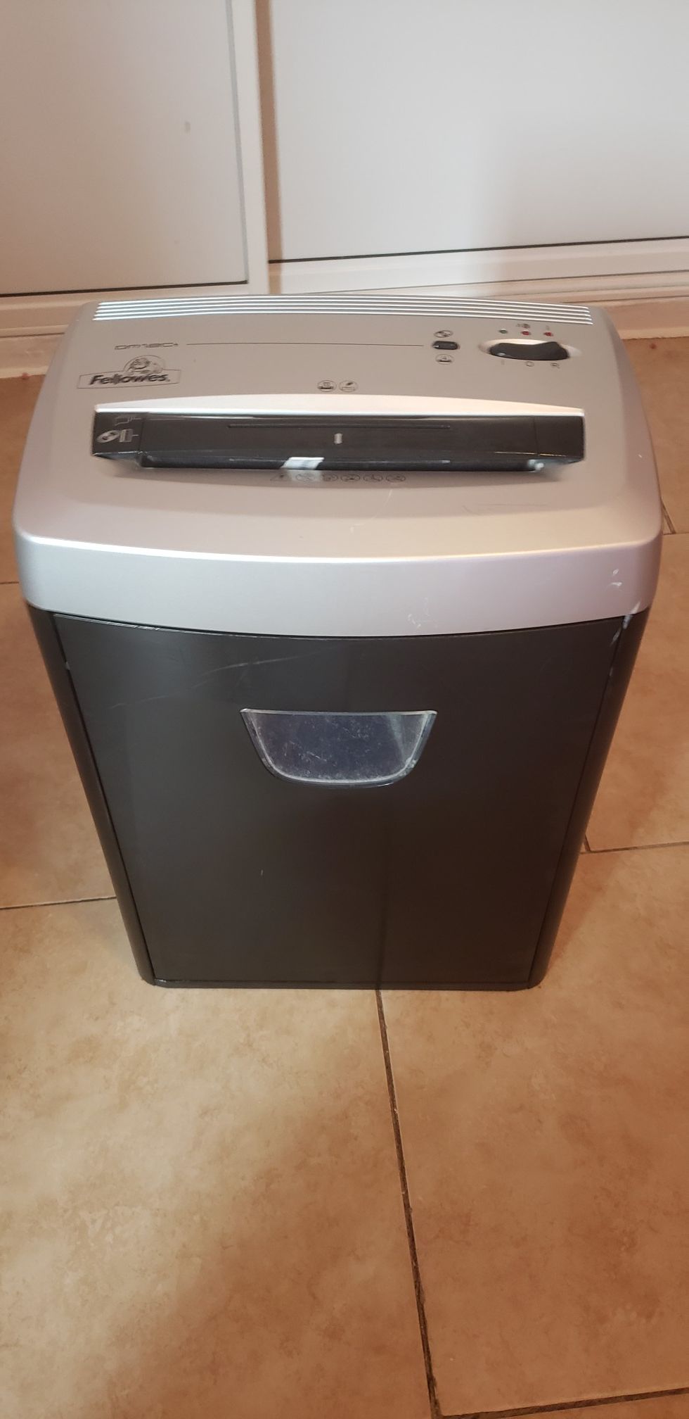 Fellowes shredder