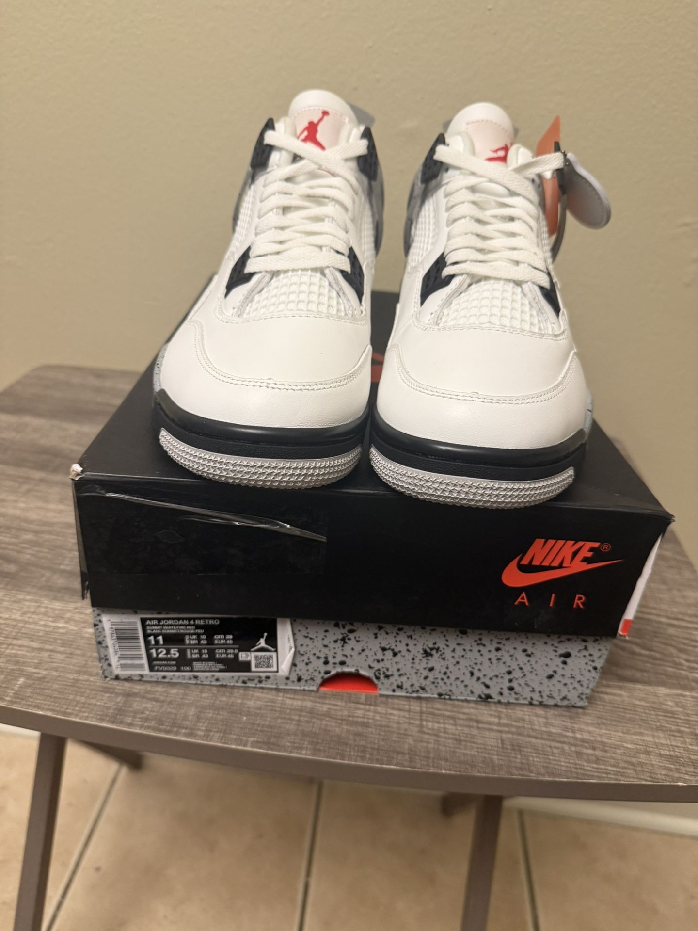 AIR JORDAN RETRO 4S
