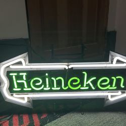 Heineken Neon Beer Sign