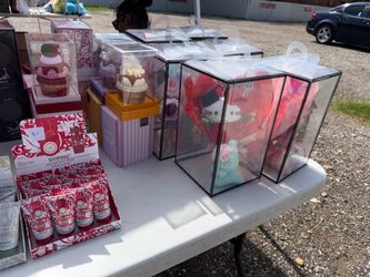 Dumplings , K-pop toys , hello kitty , and more