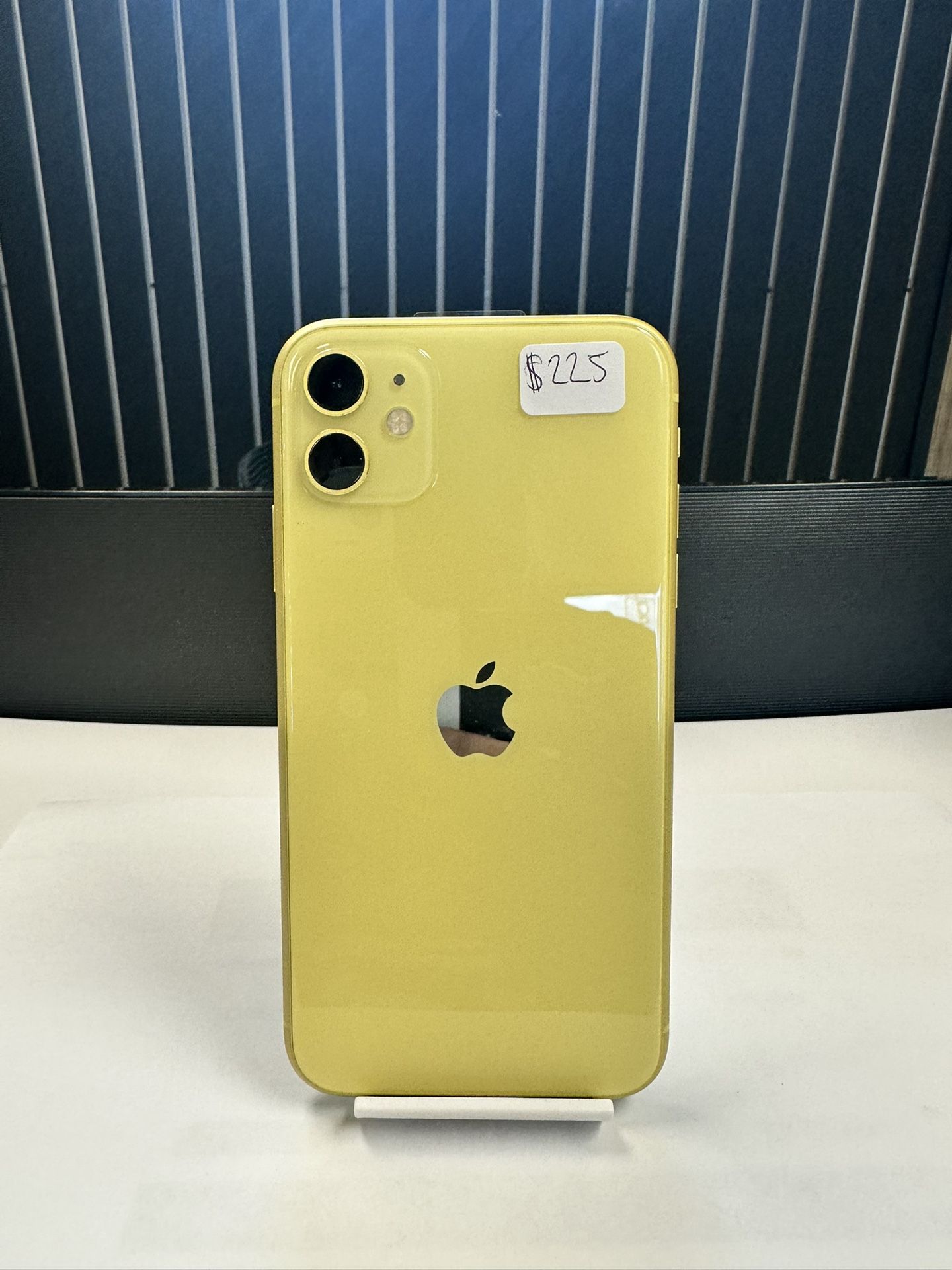iPhone 11
