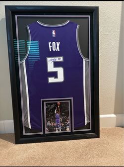 De'Aaron Fox #5 Signed Framed Sacramento Kings Jersey