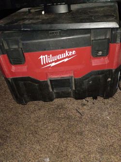 Milwaukee 18v vacuum