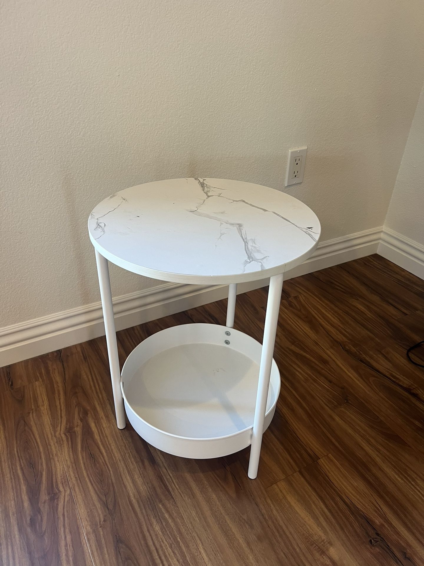 Side/End Table