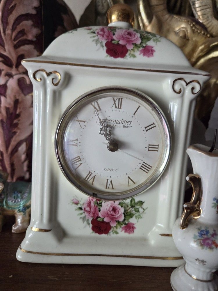 Porcelain Rose Detail Clock Gold