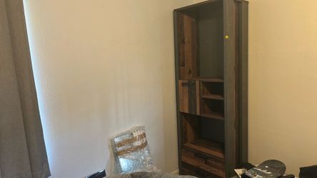 Bookshelf