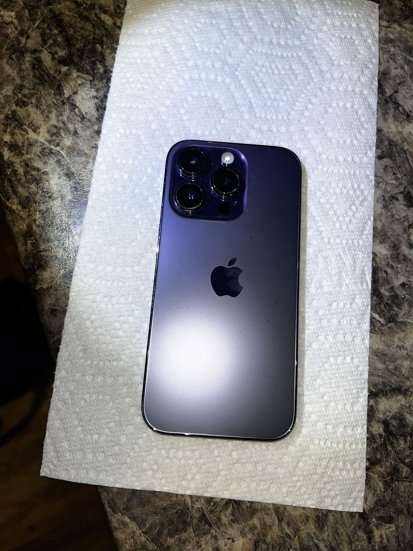 iPhone 14 Pro