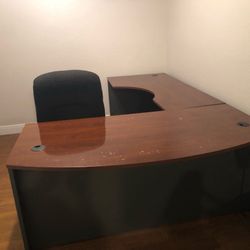 Office Table With Chair 