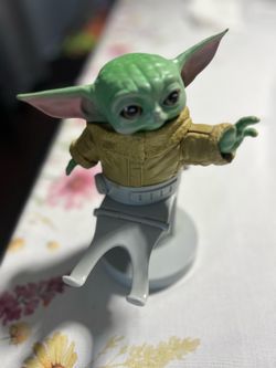 Cable Guys Star Wars The Mandalorian The Child Baby Yoda Controller Phone Stand