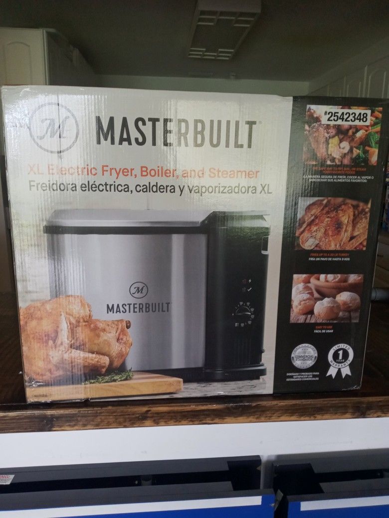 Brand New Closed Box Masterbuilt All In None Fryer Steamer Etc....