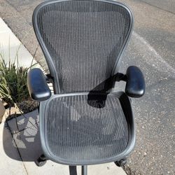 Herman Miller Aeron Office Desk Chairs 