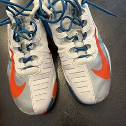Men’s Nike Gp Turbo Tennis Shoes Size 9
