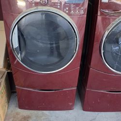 Kenmore Washer And Dryer Set.