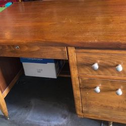 DESK THE WOOD