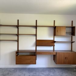 Built-in shelving 