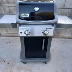 Bbq Grill Propane Weber  " Has New Parts 