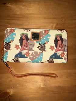 Dooney & Bourke Moana Wallet