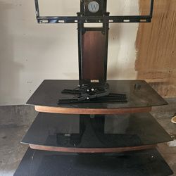 TV Stand With Shelves