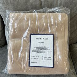 Brand New Luxury Fleece Blanket, Full Size