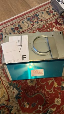 Brand new range hood 24” wide