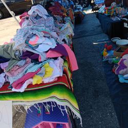 Ropa Chiquita De Nin̈o Y Niña  