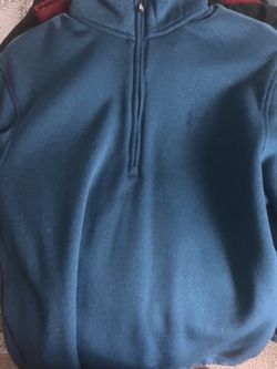 Under armor polos size medium