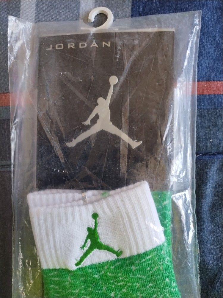 JUMPMAN ANKLE SOCKS.... CHECK OUT MY PAGE FOR MORE ITEMS
