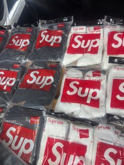 Supreme socks