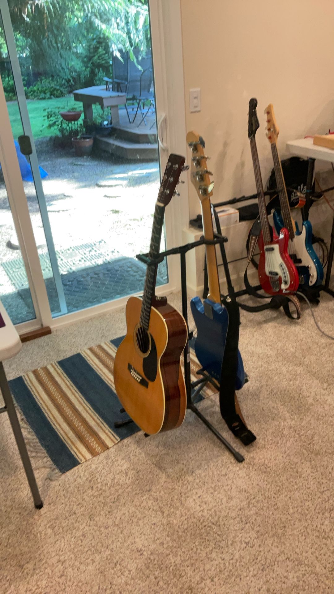 On-Stage Deluxe Double Guitar Stand (guitars Not Included)