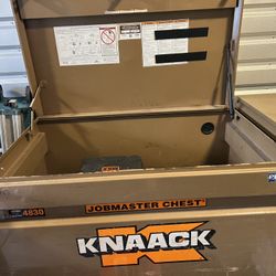 Knack box 4830 with casters 3 available 