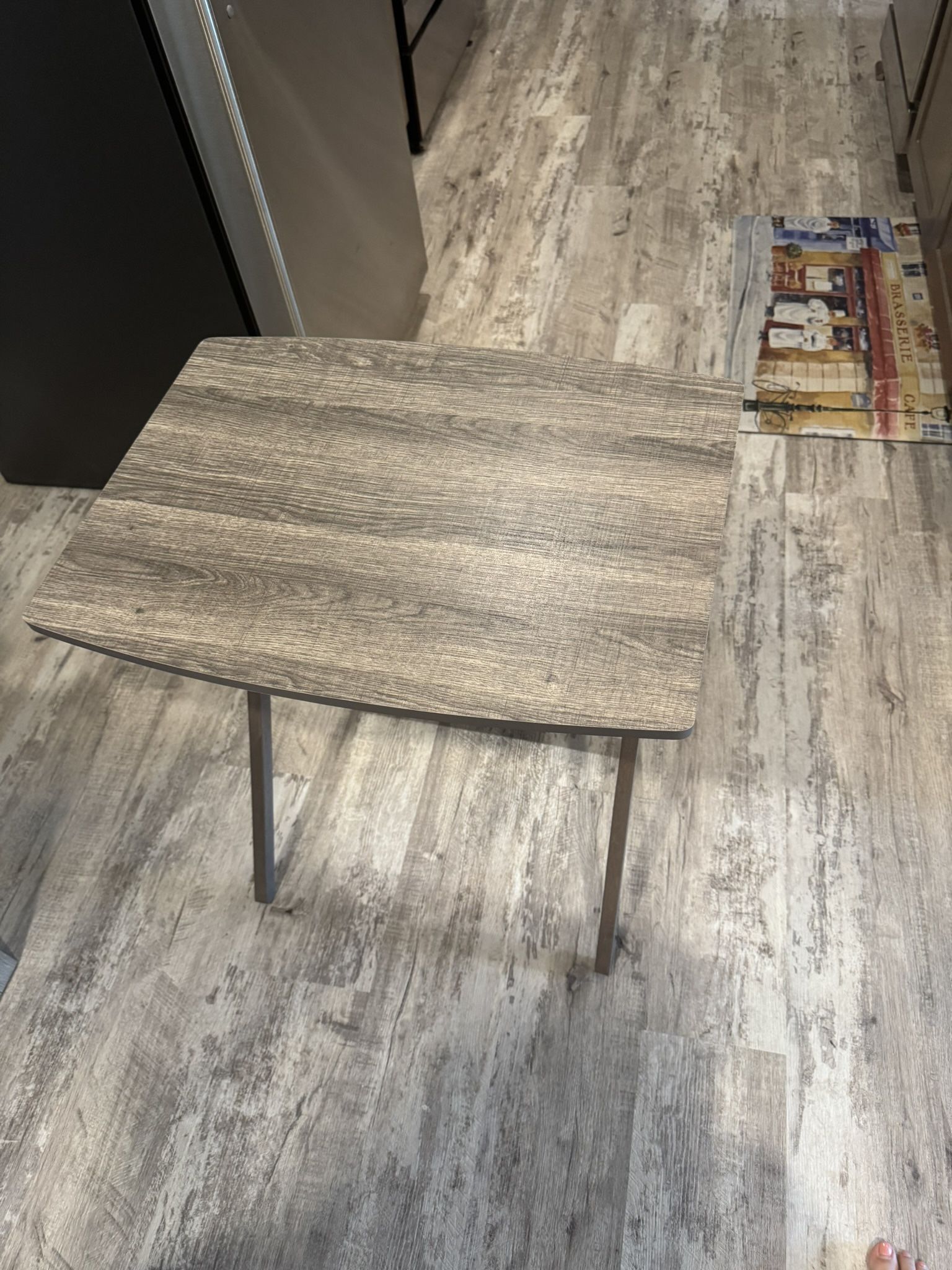 Foldable Table