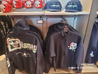 Disney Parks Holiday Lights Zip-Up Hoodie – Christmas Lights Design – New with Tags