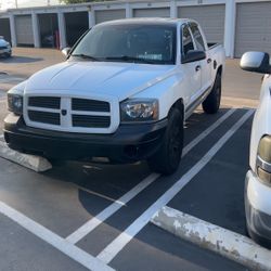 2005 Dodge Dokota Slt