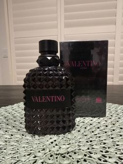 VALENTINO BORN IN ROMA