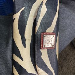 Dooney & bourke Wallet 