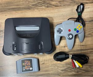 Nintendo N64 bundle ( BAD FUR DAY)