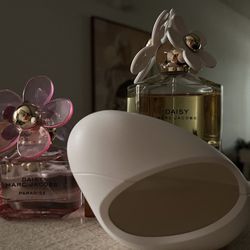 Perfume  - Fragrance- Marc Jacob’s / Ariana Grande