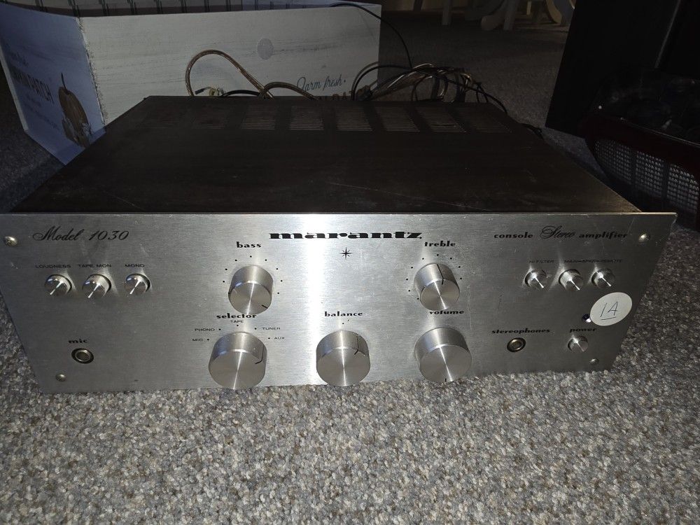 Marantz Model 1030