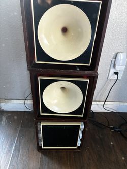 Vintage Craig radio and speakers 