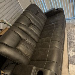 Recliner Couches With Storage