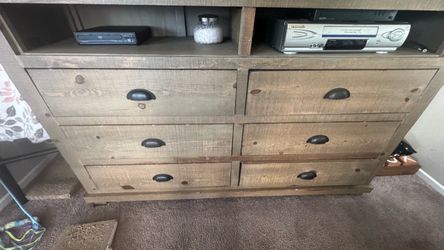 Tv console