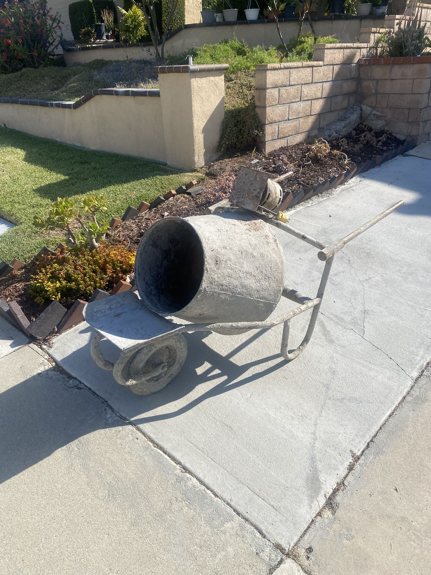 Cement Mixer