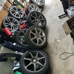 Motegi MR7 17 x 7 +35 5x114 and 5x100